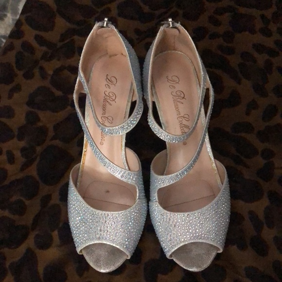 Iridescent Dressy Sandal - Picture 4 of 7